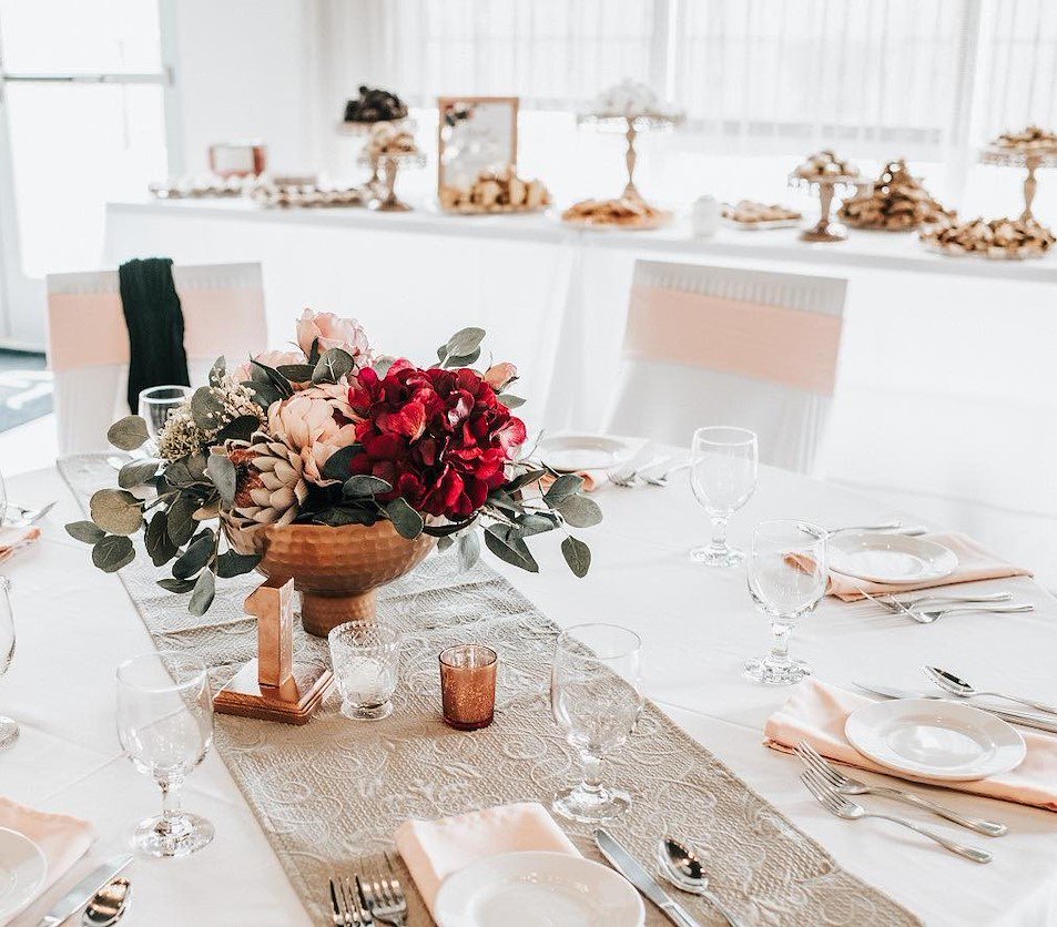 Rustic table decor at event venues in Ocean City MD | BayVista Event Center